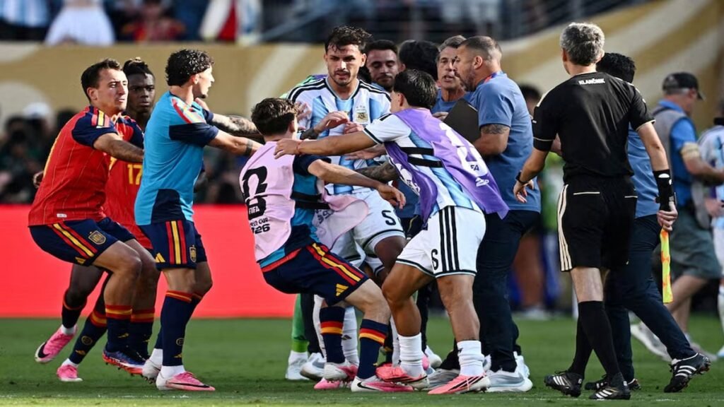 Argentina’s behaviour at World Cup final ‘intolerable’, says Spain coach De la Fuente - The Next Olympian Pakistan